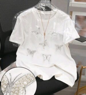 Remera blanca con brillos y perlas 5 XL