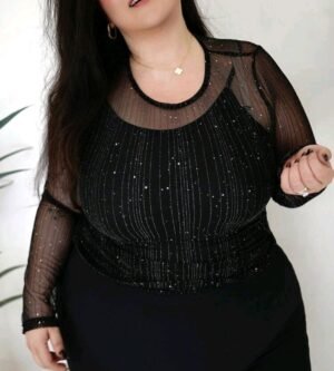 Blusa negra con brillos 4 XL